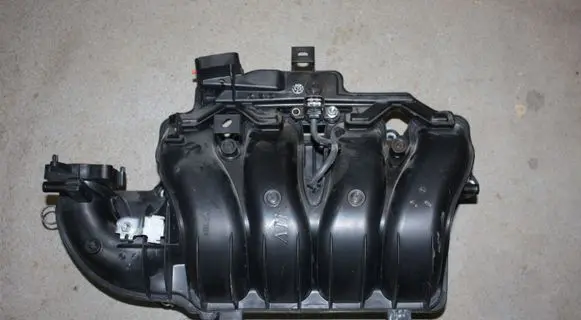 Lexus NX Intake manifold