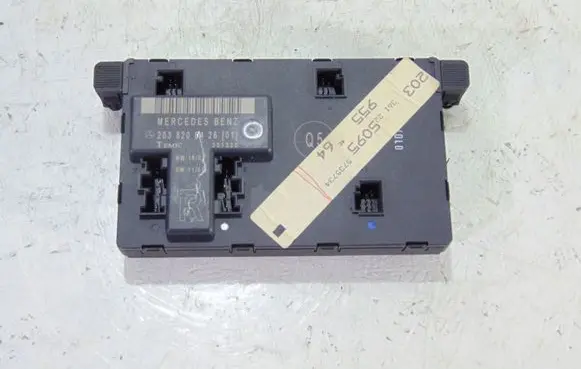 Mercedes-Benz C W203 Door control unit/module A2038206426