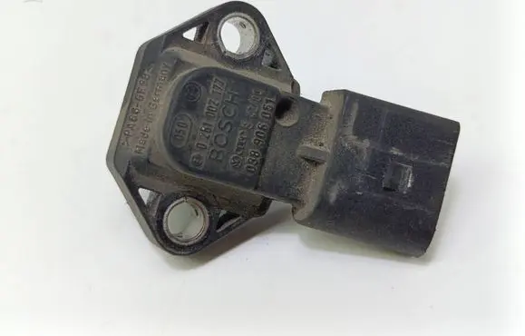 Volkswagen PASSAT B5.5 Air pressure sensor 038906051