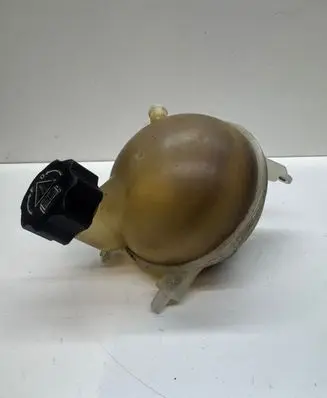 Peugeot 308 Coolant expansion tank/reservoir 9680996980
