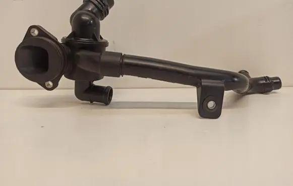 Audi A4 S4 B8 8K Engine coolant pipe/hose 03L121065K