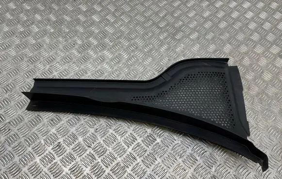 Volkswagen Golf VII Wiper trim 5G1819404B
