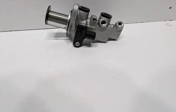 Volkswagen PASSAT B8 Master brake cylinder 1K0945459A PBTGF20 5N0945459A