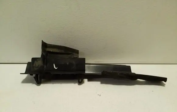 Ford S-MAX Other engine bay part 6M21U02477AD
