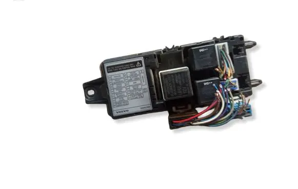 Volvo S40, V40 Fuse box set 30662309 3K220300 9285