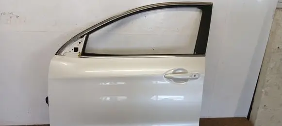 Nissan Qashqai Front door H01014EAAA