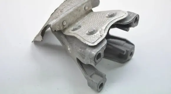 Audi A6 S6 C7 4G Engine mounting bracket 8K0199307BJ