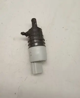 BMW 7 G11 G12 Windscreen/windshield washer pump 7298309