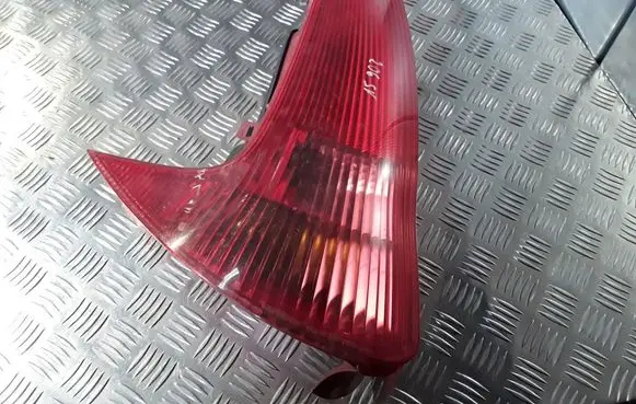 Peugeot 206 Rear/tail lights 9641540677