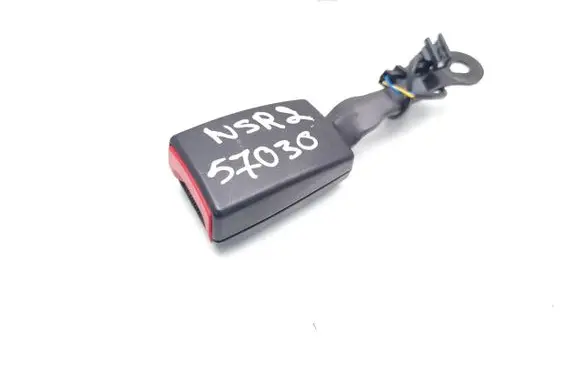 Seat Alhambra (Mk2) Rear seatbelt buckle 7N0858491