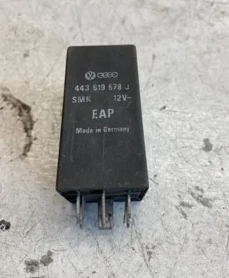 Audi A6 S6 C5 4B Other relay 443919578j