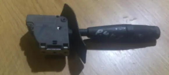 Peugeot 405 Wiper control stalk 6153