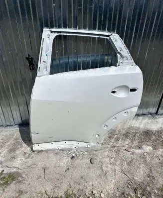 Mazda CX-3 Rear door