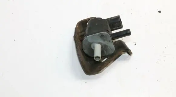 Toyota Auris 150 Vacuum valve 9091012276