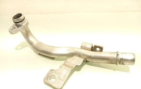 Land Rover Defender Engine coolant pipe/hose JPLA8C202AA D31HA