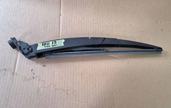 BMW i3 Rear wiper blade arm 7334149