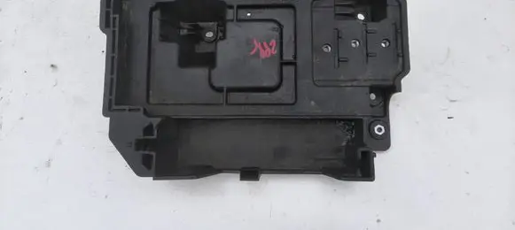Hyundai Tucson IV NX4 Battery tray 37150N7000