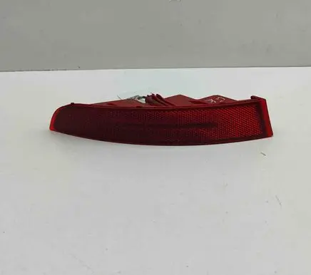 BMW X7 G07 Rear tail light reflector 8091921