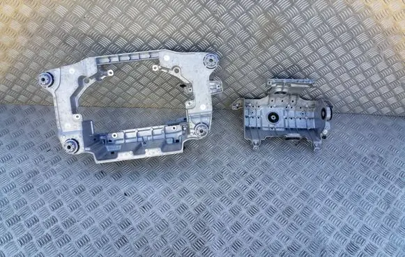 BMW i4 A/C compressor mount bracket 5A075D6