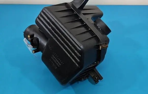 Suzuki Grand Vitara II Air filter box 65JA01 IMPRK1609927