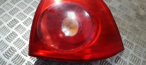 Volkswagen Golf V Rear/tail lights