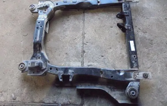 Opel Astra J Front axle beam 13327078