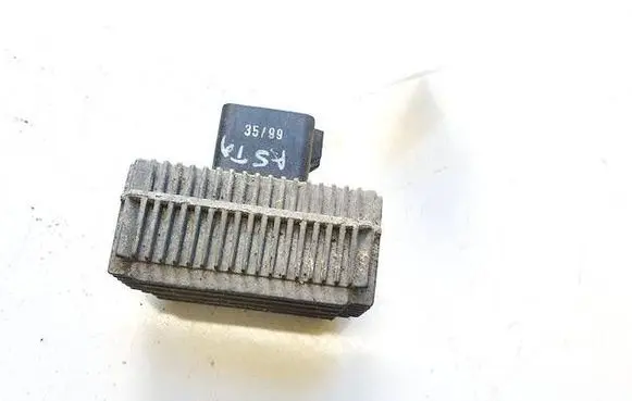 Opel Astra G Glow plug pre-heat relay 09132691 51299008