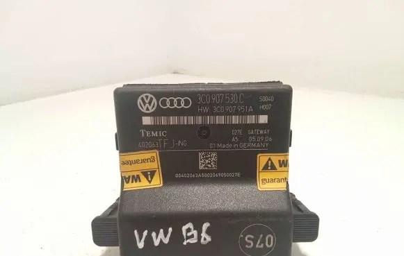 Volkswagen PASSAT B6 Gateway control module 3C0907530C 3C0907951A