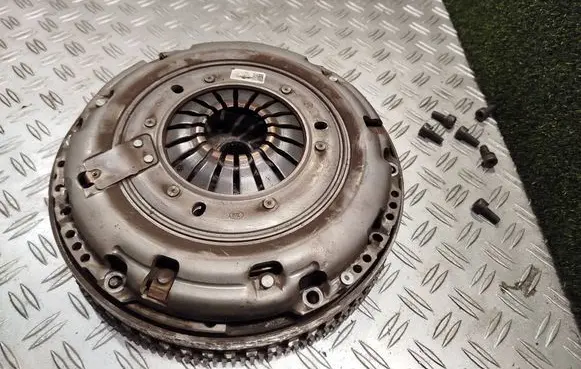 Renault Trafic III (X82) Clutch set kit 302052965R 123107183R TH5112
