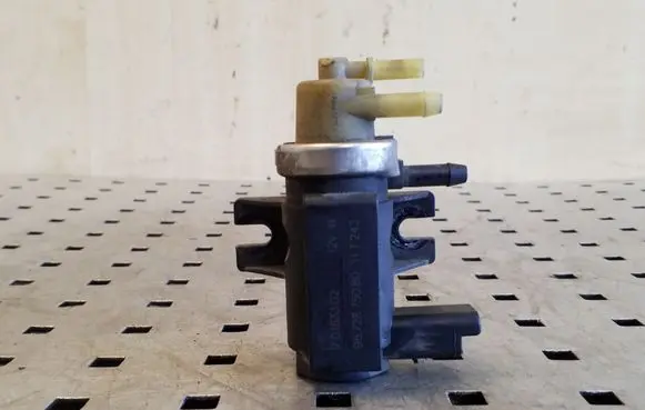 Peugeot 508 Turbo solenoid valve 9672875080