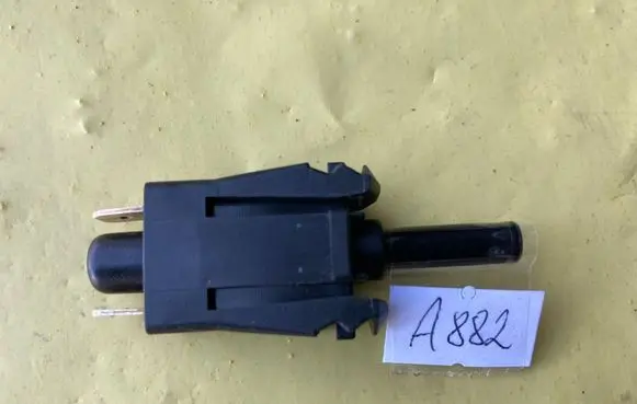 Mercedes-Benz A W169 Brake pedal sensor switch A0015458714