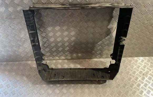 BMW X5 E70 Radiator support slam panel 7586775