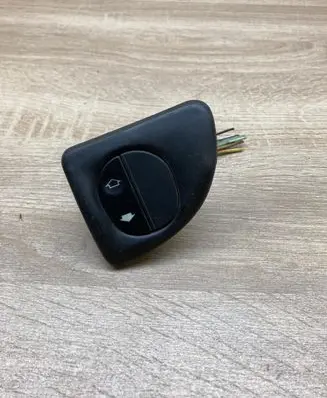 Ford Connect Electric window control switch 2T1414A432A
