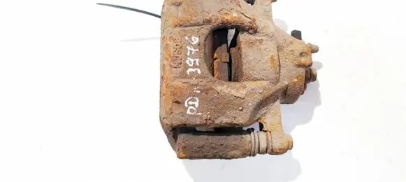 Toyota Aygo AB10 Front brake caliper