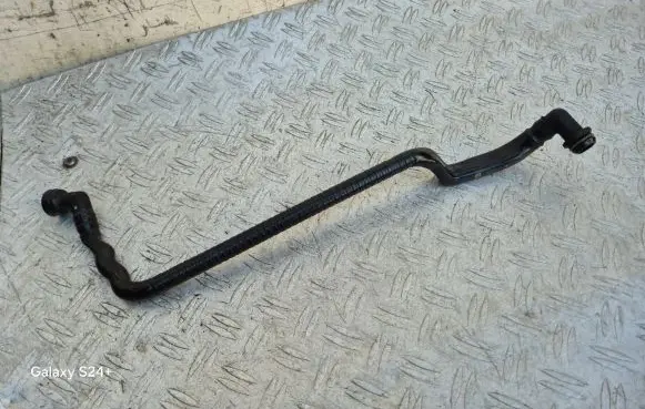 Mercedes-Benz GLE (W166 - C292) Breather/breather pipe/hose A2760180312