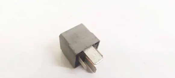 Land Rover Freelander 2 - LR2 Other relay 6G9T14B192EA 6G9T-14B192EA