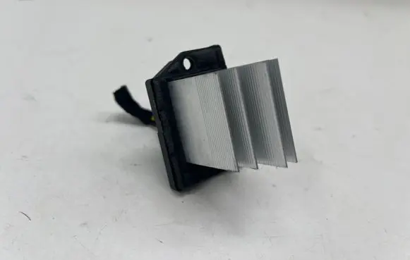 MG MG3 III Heater blower motor/fan resistor 11727371
