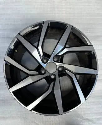 Volvo V60 R18 alloy rim 31471311