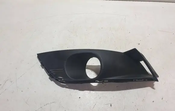 Renault Megane III Front fog light trim/grill 261A31178R 261432853R