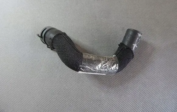 Audi A3 S3 8V Engine coolant pipe/hose 5Q0121096K
