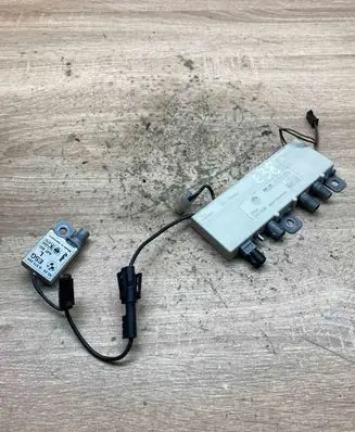 BMW 5 E39 Antenna control unit 8378090 8375224