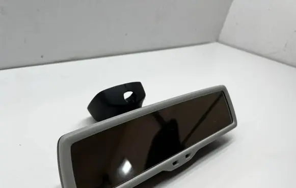 Volkswagen Touran II Rear view mirror (interior) 026141