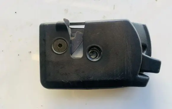 Audi 80 90 S2 B4 Seat back rest lock catch 8a5885880