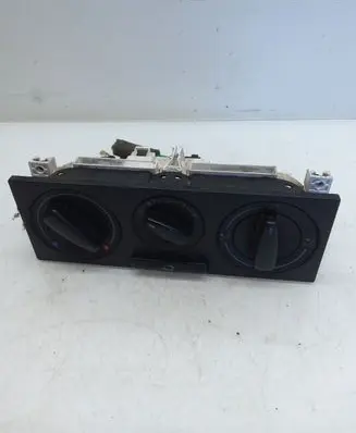 Volkswagen Golf IV Climate control unit