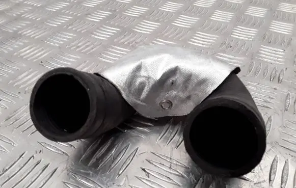 BMW 1 E82 E88 Engine coolant pipe/hose
