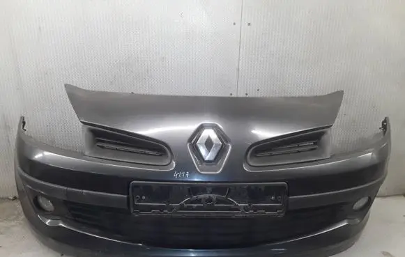 Renault Clio III Front bumper
