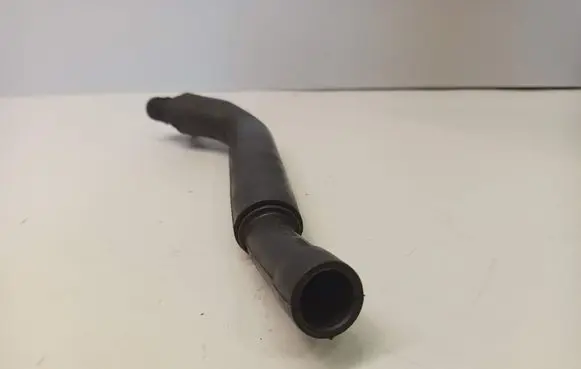 Breather/breather pipe/hose