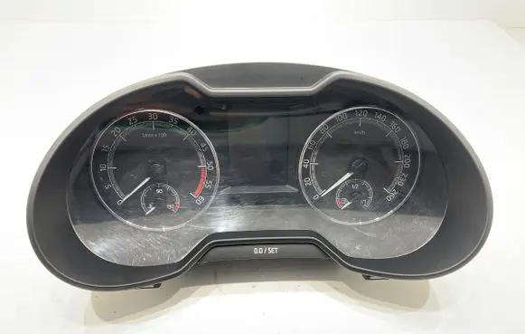 Speedometer (instrument cluster)