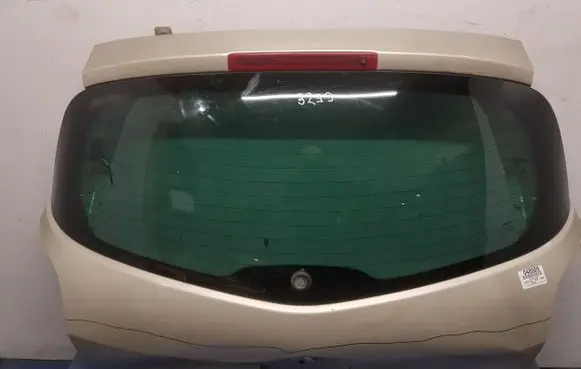 Renault Clio III Rear windscreen/windshield window 