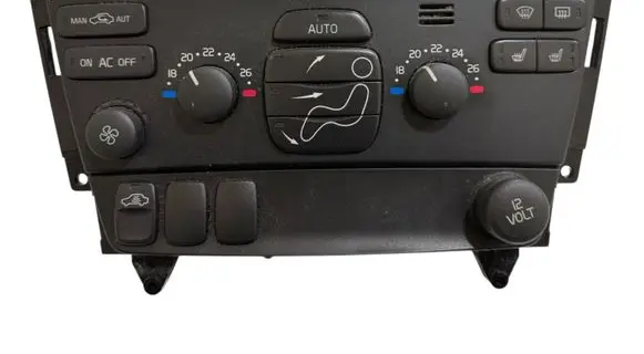 Volvo XC70 Climate control unit 30746022 06W42E06 M4432200060